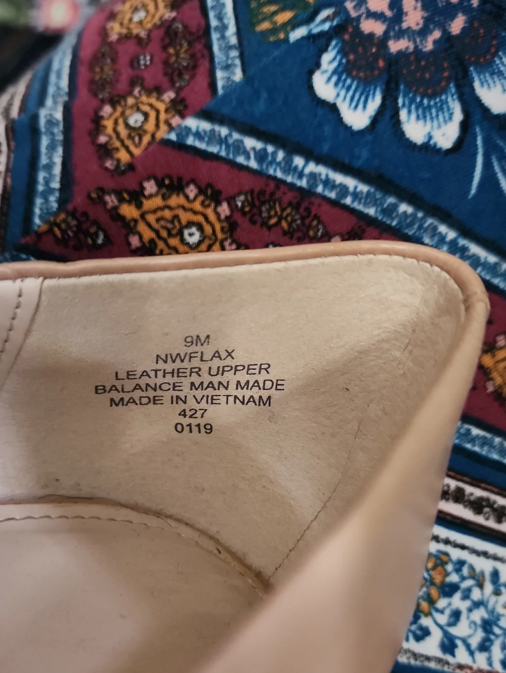 Nine West Nude Leather Pointed Toe Pumps Sz 9 Classic Stiletto Heels
